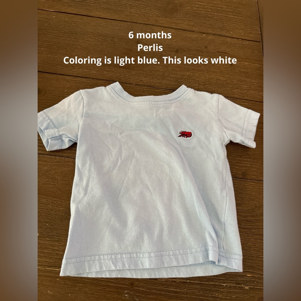 Baby crawfish t shirt from Perlis in Louisiana. Size 6 months